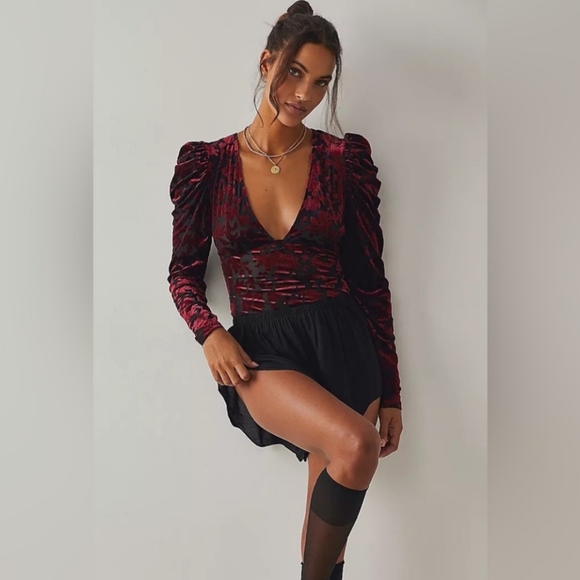 Free People Magic Hour Velvet Bodysuit in Midnight Combo Medium MSRP $98 FP109 - Picture 4 of 8